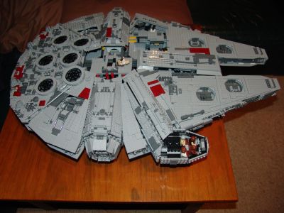 Lego Millenium Falcon 10179 - New Years Day progress - back engines now done
